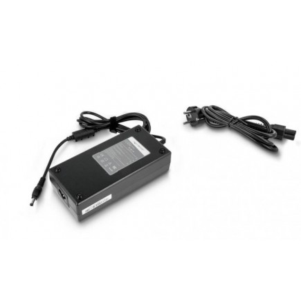 Medion Erazer X7826 Nabíječka na notebook 180W